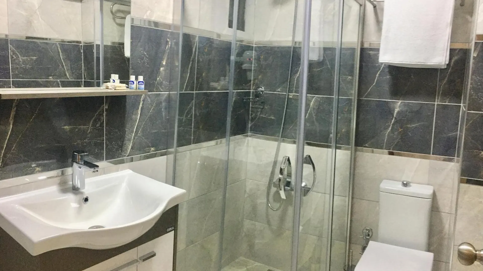 Cagdas Hotel Kusadasi